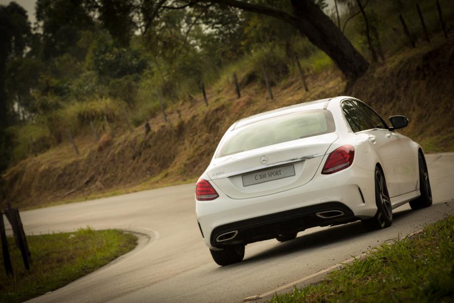  Mercedes-Benz C300 Sport 2017 года  (LA) (фото 11 из 34)
